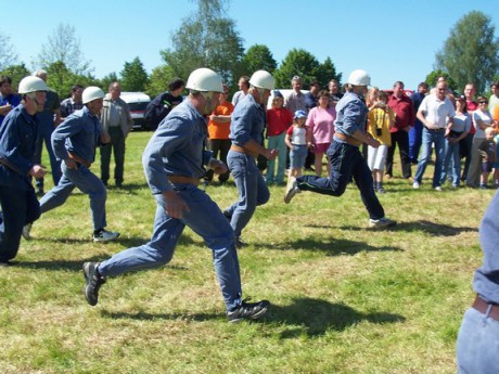 Hasičská soutěž Chotčiny 2007 091.jpg