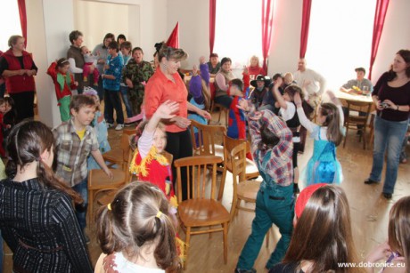 Dětský karneval 2012 (67)