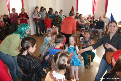 Dětský karneval 2012 (69)