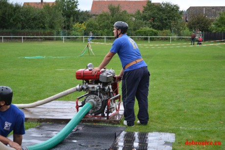 Hasičská soutěž Hrusice září 2012 (74)