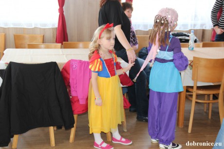 Dětský karneval 2013 (39)