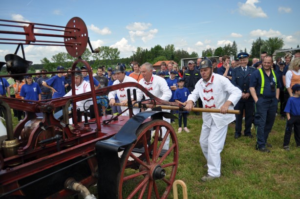 Hasičská soutěž Nová Ves 2011 (30)