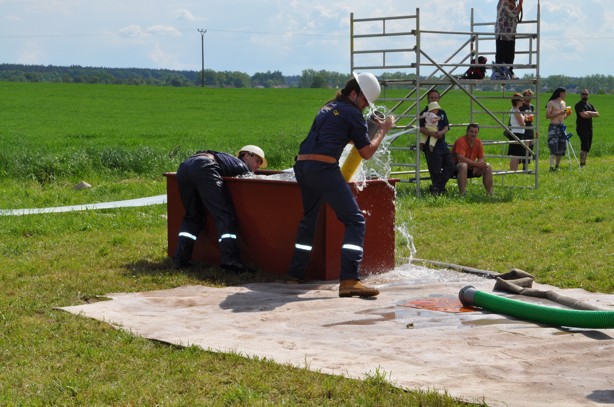 Hasičská soutěž Nová Ves 2011 (174)