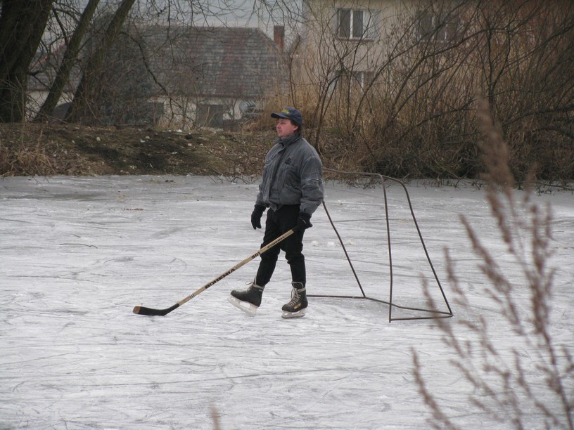 Novoroční hokej 2009 (4).jpg