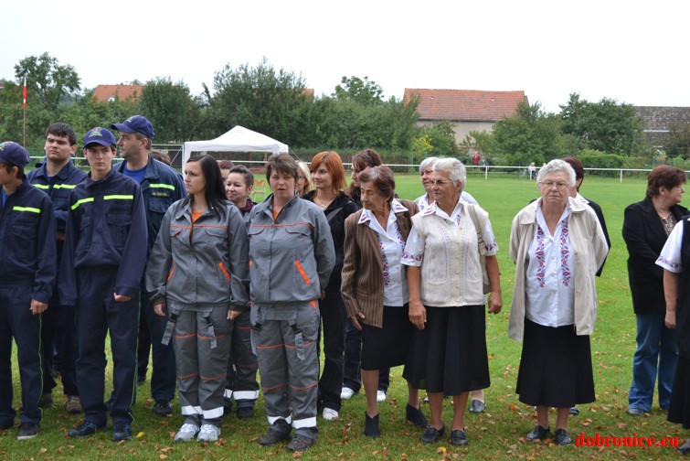 Hasičská soutěž Hrusice září 2012 (44)