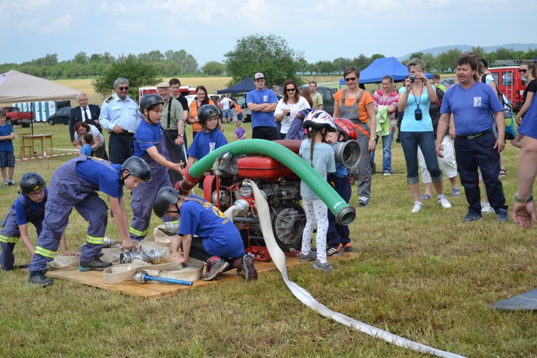 Hasičská soutěž Radenín 2016 (13)