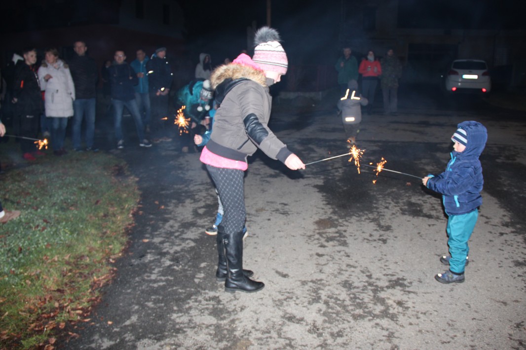 Zpivani_u_stromecku_2019 (16)